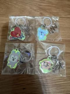 BT21 Acrylic Ring Charm Set of 4