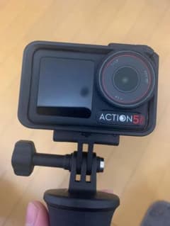 ACTION 5 アクションカメラ ハンドグリップ付きのサムネイル