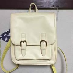 4.未使用☆リュック 黄色のサムネイル