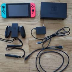 Nintendo Switch ネオンブルー/ネオンレッド 本体のサムネイル