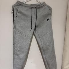 NIKE テックフリース ジョガーパンツ グレーのサムネイル