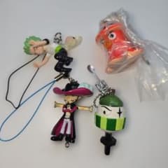 ワンピース ストラップ キーホルダーのサムネイル