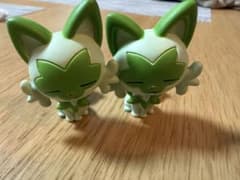 肩ズン　ポケモン　ニャオハ2体のサムネイル