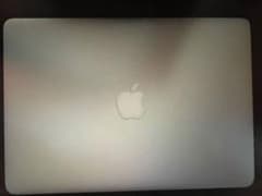 Apple MacBook Air 13-inch 2017 本体　値段交渉可能のサムネイル