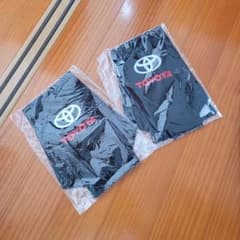 TOYOTAヘッドレスカバー ２枚セットのサムネイル