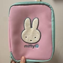 miffy ミッフィー マルチケース ポーチ ピンクのサムネイル