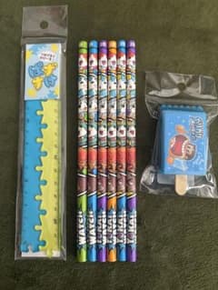 子ども用文具セット（鉛筆・定規・鉛筆削り）のサムネイル