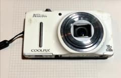 Nikon COOLPIX S9400 本体のみ　ジャンクのサムネイル