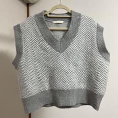 dholic ショート丈 ベストのサムネイル