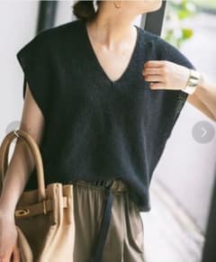 美品】Spick & Spanペーパーヤーンルーズニットベスト ブラック - メルカリ