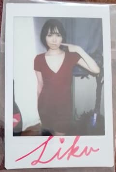 藍澤りく (あいざわりく) (古瀬唯 相澤百合 アカザワソラ) サイン