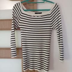 AZUL BY MOUSSY ボーダーカットソー ビジュー付きのサムネイル