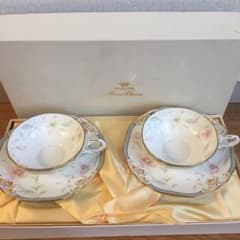ナルミ  カップ&ソーサ 二客のサムネイル