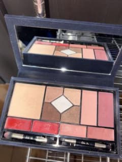 Dior エクラン　クチュール　マルチユース　パレットのサムネイル