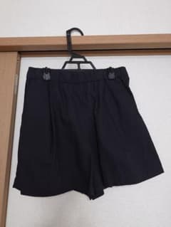 UNIQLO ショートパンツ ブラック Mサイズのサムネイル