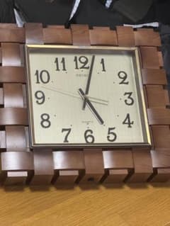 SEIKO 木製クォーツ掛け時計 約30cmのサムネイル