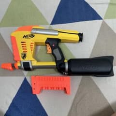 NERF マグストライク AS-10 秒間8〜10発 高速連射 おまけマガジン付 NERF マグストライク AS-10 秒間8〜10発 高速連射 おまけマガジン付