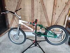 Monty トライアル自転車 20インチ 【Hydra】 - メルカリ