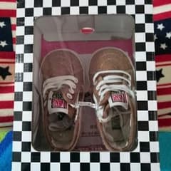 まりも様専用 新品 未使用 VANS キッズ シューズのサムネイル