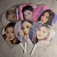 twice サナ うちわ まとめ売り - メルカリ