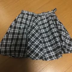 お値下げしました！ピンクラテ  ロゴ入りスカート　xs 150のサムネイル