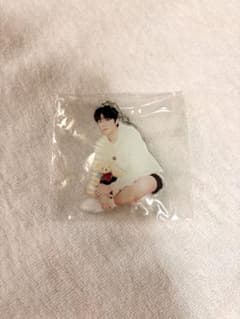 【新品未開封】チェジョンヒョプ ファンミ first love アクキーのサムネイル