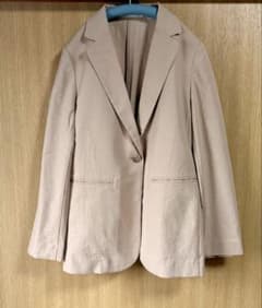 UNIQLO ジャケット ベージュ レディースのサムネイル