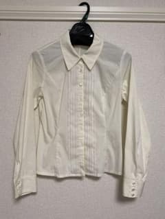 白シャツ ブラウスのサムネイル