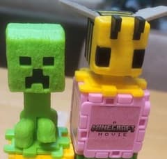 Minecraft マイクラ　ハッピーセットおもちゃ　箱なしブロック付きのサムネイル