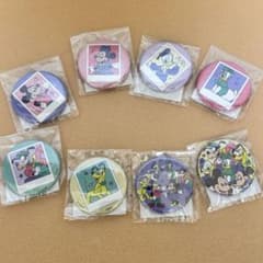 Graceディズニー 缶バッジ ポラロイド風 8種 フルコンプ 廃盤 レトロ⭐️のサムネイル