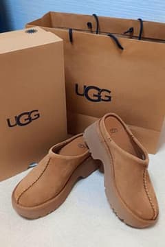 UGG NEW HEIGHTS CLOG チェスナット - メルカリ