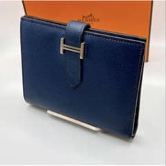 HERMES エルメス　べアンコンパクト　二つ折り　ネイビー　紺　正規品のサムネイル