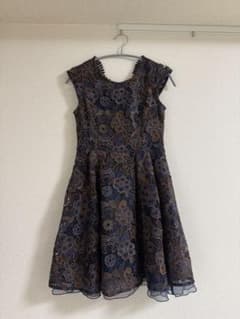 LILYBROWN フラワー刺繍ワンピース ネイビーのサムネイル