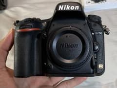Nikon D750のサムネイル
