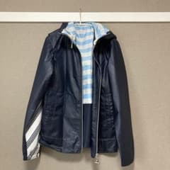 入手困難】KOE × THOM BROWNE マウンテンパーカ ネイビー - メルカリ