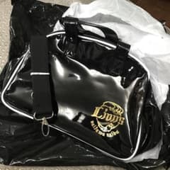 西武ライオンズ　来場者グッズ　エナメルバッグ　バック　カバンのサムネイル