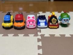 (中古)***大人気アニメ　ロボカーポリ　変身変形ロボット　ミニカーのサムネイル