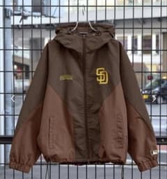 San Diego Padres ナイロンジャケットのサムネイル