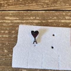 AMI PARIS アミパリス パラジウムプレーテッド ブラス ピアス AMI PARIS アミパリス パラジウムプレーテッド ブラス ピアス - メルカリ