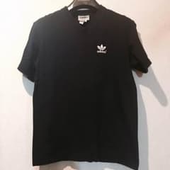 adidas 半袖 カットソー Ｔシャツ 黒のサムネイル