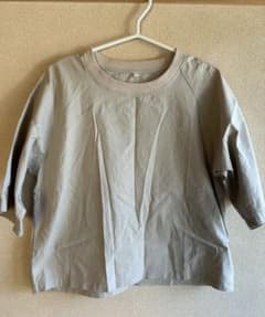 無印良品　ベージュ Tシャツ M-Lのサムネイル