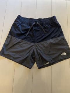 The North Face ショートパンツ 黒/グレーXLのサムネイル