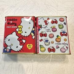 【新品未開封】サクマドロップス ハローキティ缶　 2個セット（サンリオ限定）のサムネイル