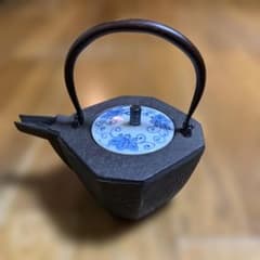 茶道具 鉄瓶 燗鍋 銚子 染付替え蓋付 八角 笹と雁 鋳鉄 - メルカリ