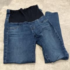 UNIQLO マタニティデニムパンツ Mのサムネイル
