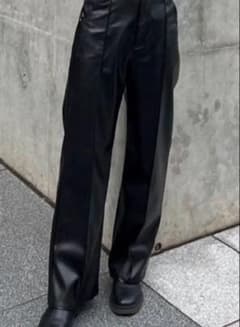 JEANASIS フェイクレザーパンツ Aラインのサムネイル