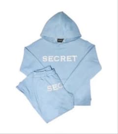 ぽーざー様 secret セットアップ 水色 激レア Lsize ぽーざー様 secret セットアップ 水色 激レア Lsize - メルカリ