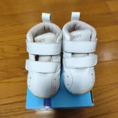 ASICS キッズスニーカー ホワイト 星柄のサムネイル