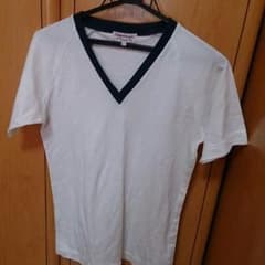 制服の下に着る Tシャツのサムネイル