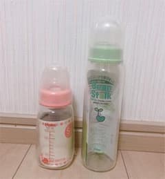 哺乳瓶のサムネイル